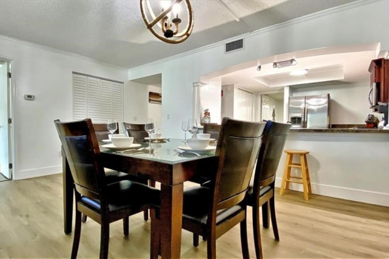 1104 Clearwater Beach